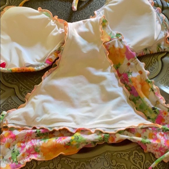 Victoria Secret Swim set - Picture 6 of 7